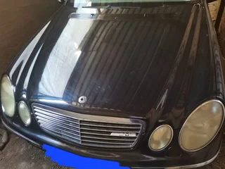 2002 Mercedes-Benz {model}