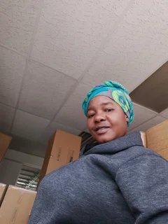 I&#39;m looking for restaurant or house keeping job