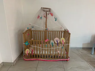 Convertible Baby/ Toddler Cot