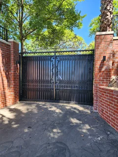 I make burglar bars, security gates, sliding gates,