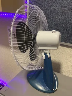 Condere 16’ table fan