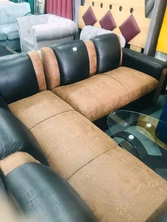 Follow the Executive Appliances And Furniture channel on WhatsApp: https://whatsapp.com/channel/0029