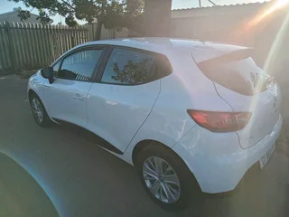 Renault Clio turbo blaze