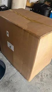 Brand-New Zero Gravity Luxury Full Body Massage Chair – Sealed in Box – Cape Town