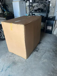 Brand-New Zero Gravity Luxury Full Body Massage Chair – Sealed in Box – Cape Town