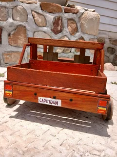 Am selling this toy in better price it&#39;s hand made, 1500