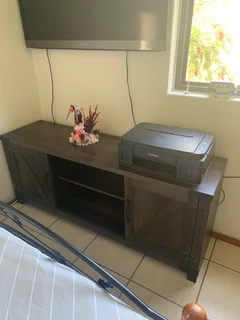 Rustic-style TV Cabinet