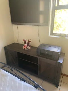 Rustic-style TV Cabinet