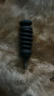 Compound bow sight, stabiliser, arrow quiver and dropaway rest