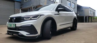 2023 tiguan 2lt R line 162kw
