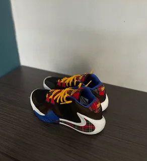 Nike Zoom Freak 1 “Employee of the Month” – Excellent Condition + Extra Laces