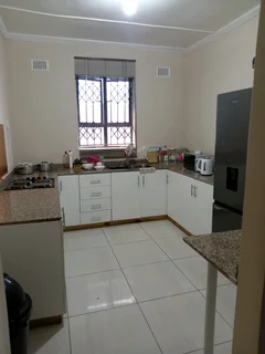 Rooms for renting in Springfield Quarry road Durban