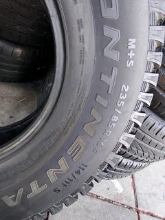 Tyres 235.85.R16 continental tyres set