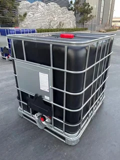 Food Grade 1000 Litre Brand New IBC Tanks on Plastic Pallets