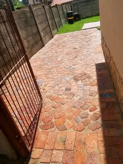 BEST PAVING INSTALLATIONS