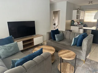 Apartment in Radiokop to share. No good credit rating needed.