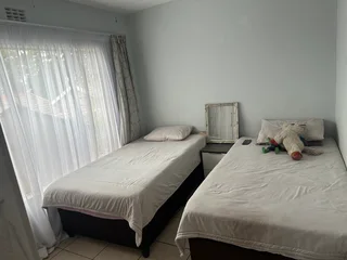 Apartment in Radiokop to share. No good credit rating needed.