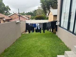 Apartment in Radiokop to share. No good credit rating needed.