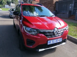 Renault Triber 1.0 7 Seater Manual