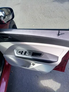 Renault Triber 1.0 7 Seater Manual