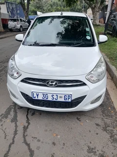 Hyundai i10 Hatchback Manual