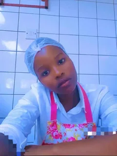 Am looking job  a house keeping waitress and chef