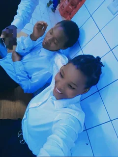 Am looking job as chaf, house keeping and wa