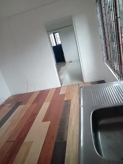 Outbuilding for rent - Phoenix