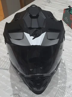 Motorcycle helmet