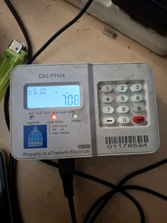 PRIVATE ELECTRICIAN.. STEVEN.)