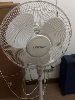 Table fan in Good conditions