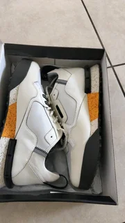 Brand new Replay field sneaker UK 9 @ R 2500