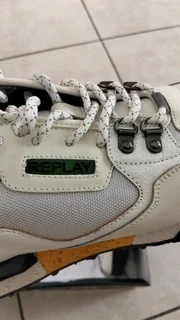 Brand new Replay field sneaker UK 9 &#64; R 2500