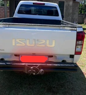 Isuzu van