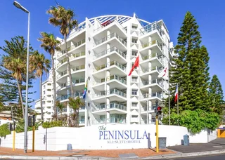 Cape Town Holiday Peninsula Hotel Vacay  December 12th To 19th Rental 7 Nights .  Mini Suite