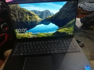 Dell vostro i5-1135G7 11th generation