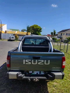 Isuzu KB250