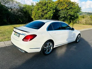 Mercedes-Benz C-Class  C200