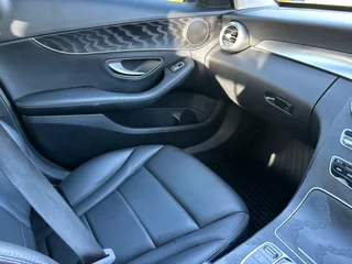 Mercedes-Benz C-Class  C200