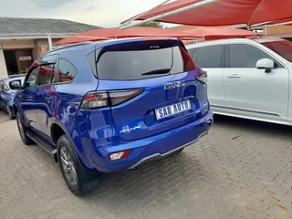 2024 Isuzu mu-X 3.0 4x2 AT