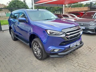 2024 Isuzu mu-X 3.0 4x2 AT