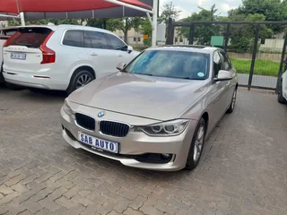 2012 BMW 320i
