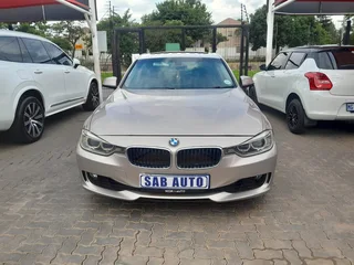2012 BMW 320i