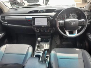 2025 Toyota Hilux 2.4 GD-6 D/Cab 4x4 SRX AT