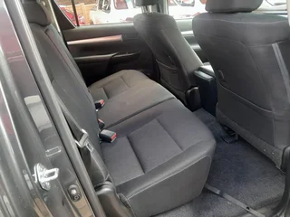 2024 Toyota Hilux 2.4 GD-6 D/Cab RB SRX AT