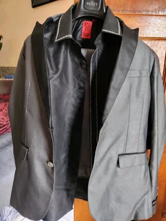 Men's Suit