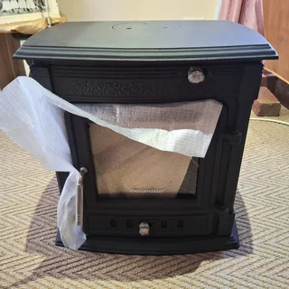 Megamaster Tarragon 16 kW Cast Iron Wood Fireplace