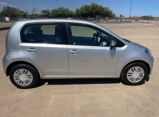 2016 Volkswagen Up! Hatchback