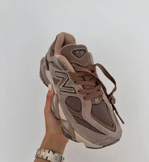 Sneakers - Ad posted by Thulie