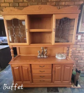 Diningroomset - Ad posted by Hanneke